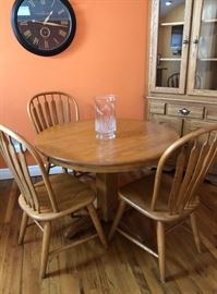 Oak table, two leaves & four chairs 