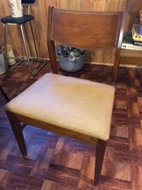 Basic Witz mid-century modern chairs - 4 total