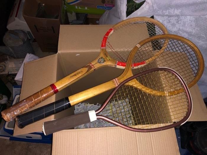 Tennis rackets 