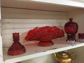 LE Smth red moon and stars items