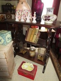 Side table w/ book & bottom shelves, Weller vase, Misc. decor