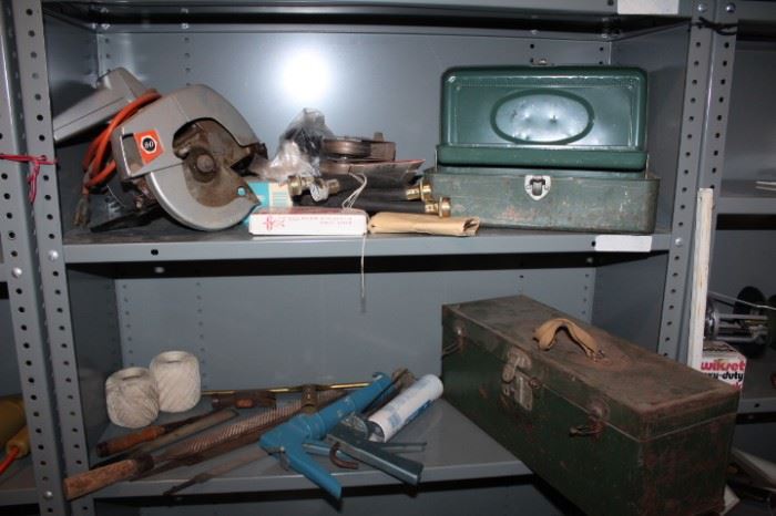 Contents of 2 Shelves Circular Saw, Toolboxes an ...
