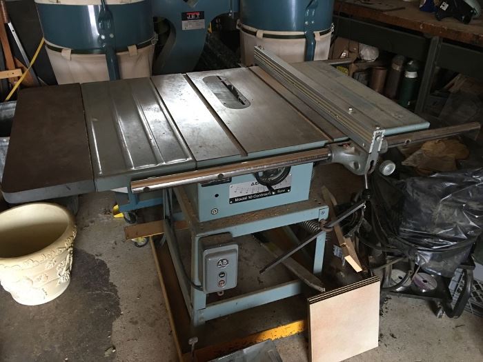 Delta 10in Table Saw A