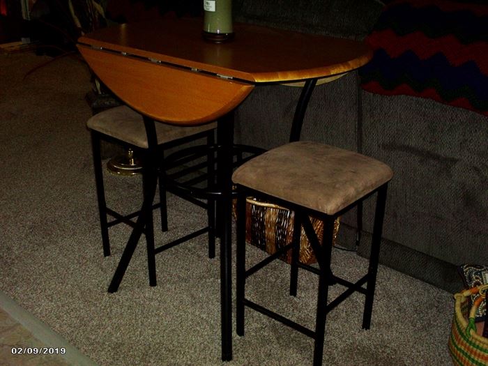 Bar height table with 2 stools