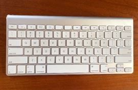 Apple keyboard
