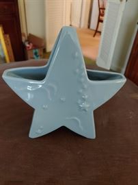 Abingdon Star Vase