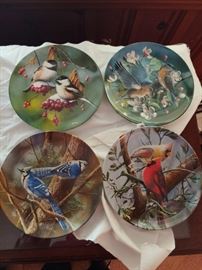 Knowles Bird Themed Plates