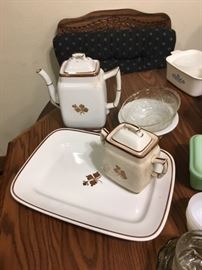 Tea Leaf serving pieces