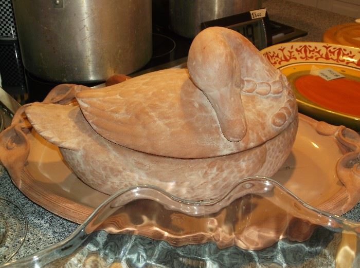 Large duck tureen w/underplate and ladle