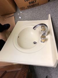 Bathroom sink