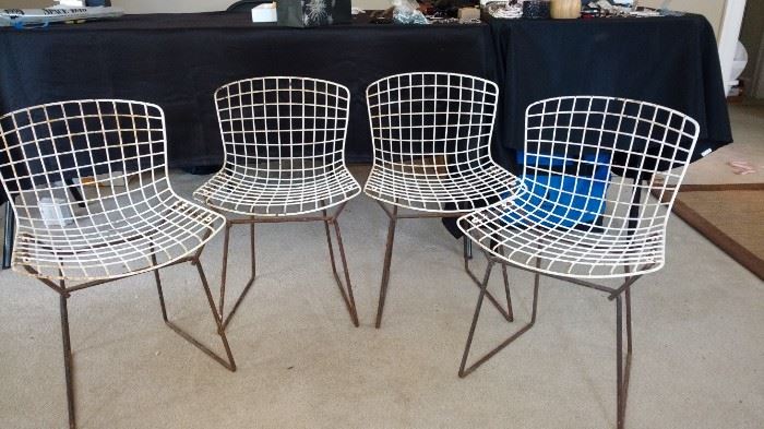 4 children's Bertoia chairs