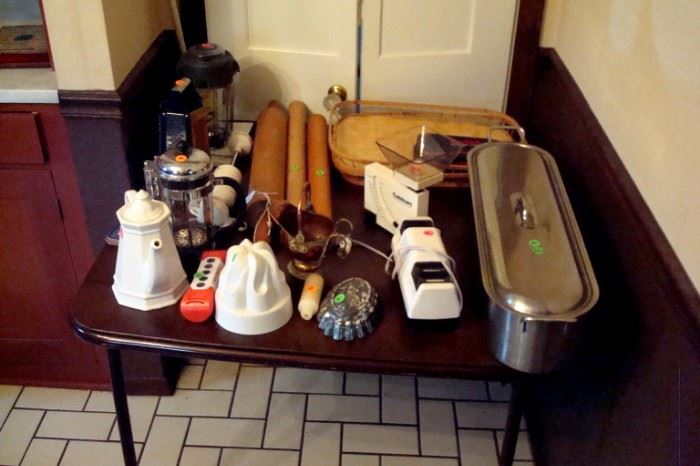 Kitchen items.