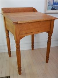 SCHOOLHOUSE ANTIQUES