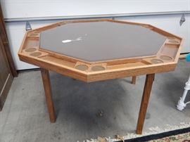 POKER TABLE