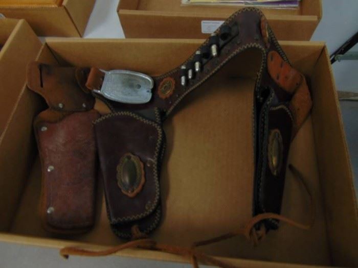 Leather Double Holster with Ammunition for Cap Gun