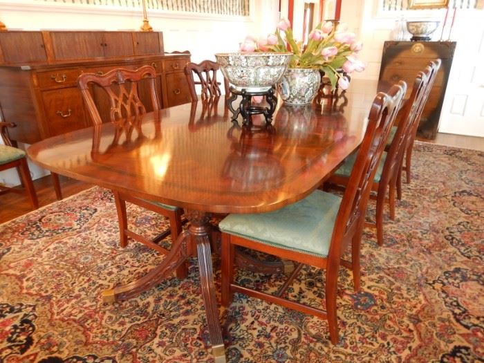 DOUBLE PEDESTAL BANDED DINING ROOM TABLE AND 8 CHAIRS