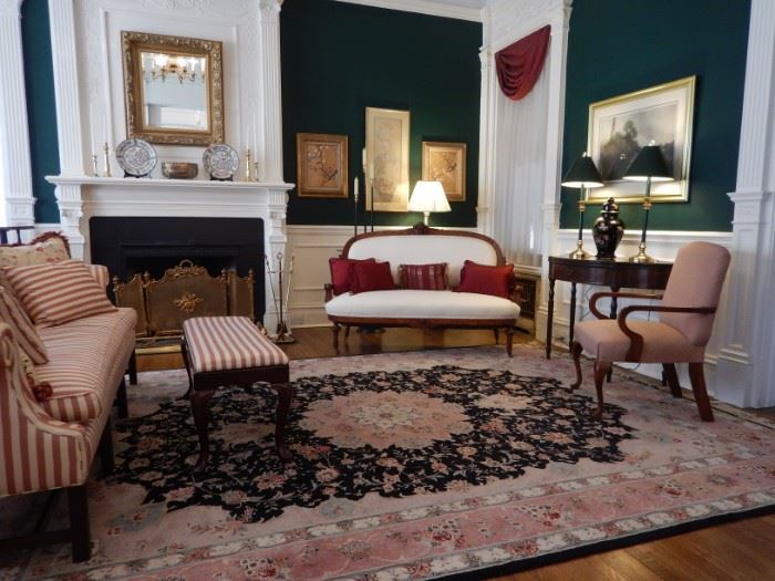 9X12.5 FLORAL MOTIF RUG