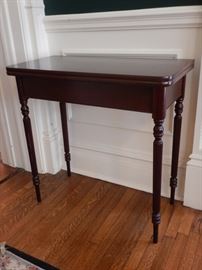 FLIP TOP TABLE