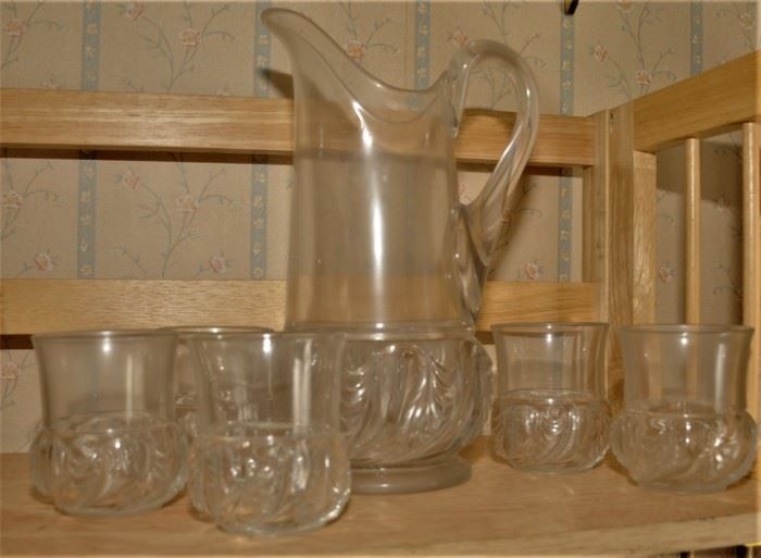 50's PITCHER AND GLASS SET