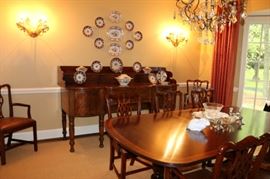 Rare esquisite Irish breakfront sideboard buffet with a raised three quarter gallery ending with scrolled design
About 72" x 44" tall
