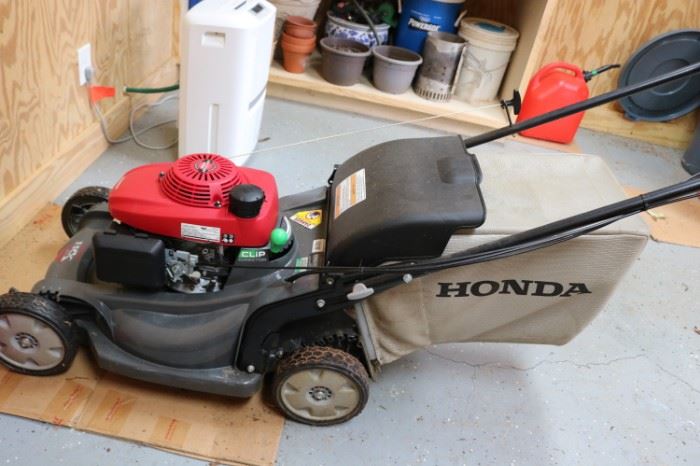 Honda Versamow Lawn Mower