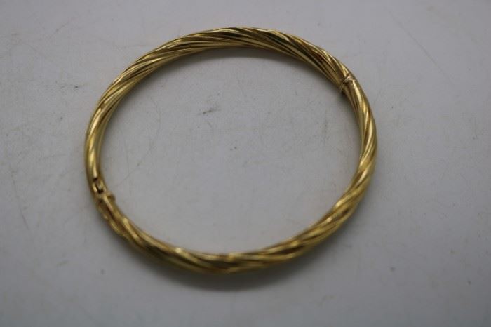 14K Gold Bangle Bracelet
