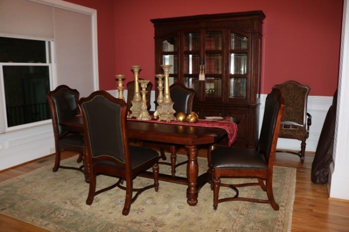 Kincaid Pendleton Dining Table & Chair Matching Kincaid China Cabinet