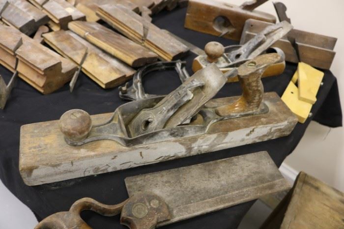 Antique carpenter's Woodworking Tools