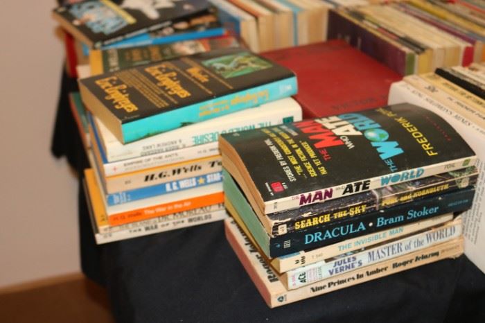 Vintage Sci-fi paperback Books