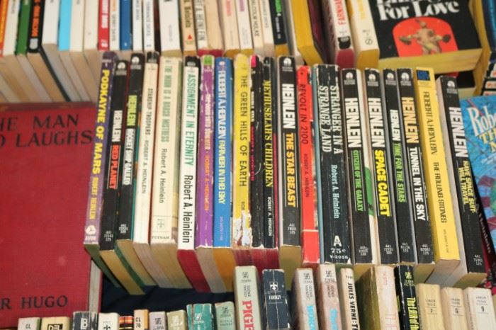 Vintage Sci-fi paperback Books