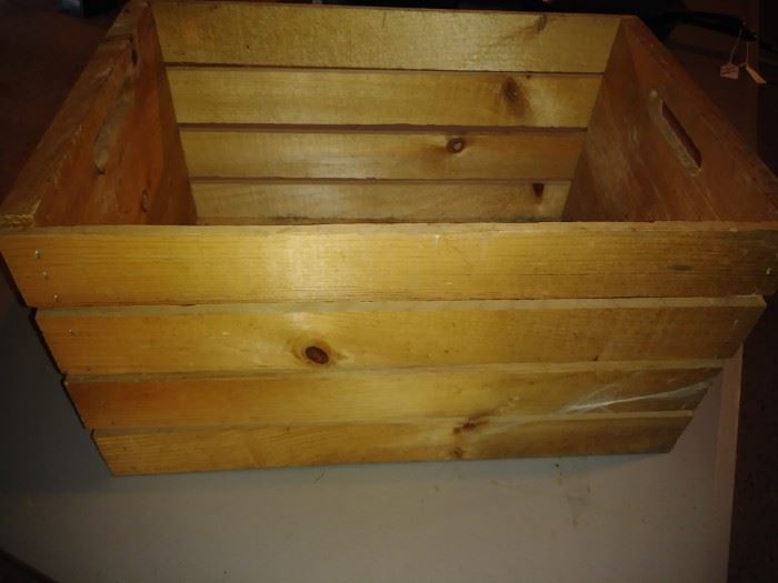 OLD WOOD CRATE