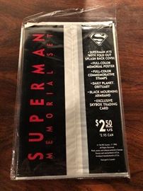 Superman Memorial Set