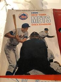 1966 New York Mets Shea Stadium Official Program & Scorecard