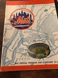 1967 New York Mets Official Program & Scorecard Hank Aaron