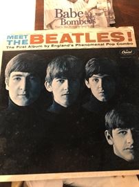 Meet the Beatles The first Album by Englands Phenomenal Pop Combo Capitol Records LP