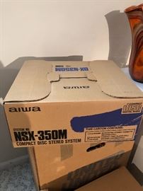 Aiwa NSZ-350M Compact Disc Stereo System