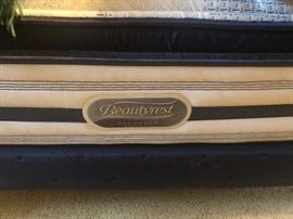 Like new Queen mattress and boxspring