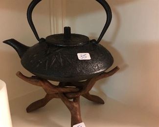 Cast iron Tea pot