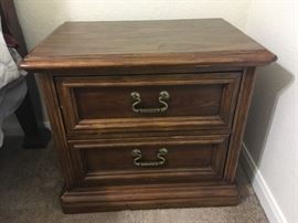  2 drawer nightstand 