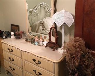 French Provencial Vanity Dresser