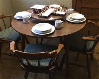 Pub Style Kitchen Table & Chairs