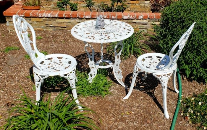 vintage metal.patio set