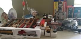 more photos newer ho train set