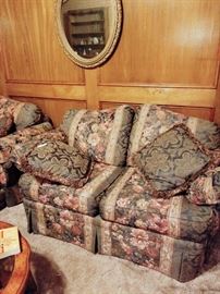 Broyhill loveseat