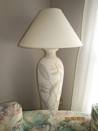 TALL GREAT LOOKING STANDING LAMP