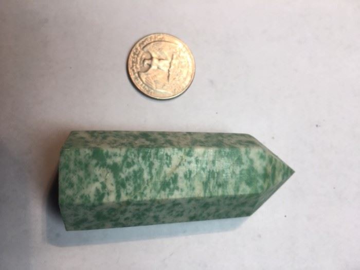 Unknown green Crystal