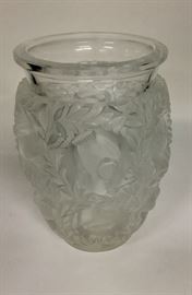 LALIQUE BAGATELLE FROSTED VASE