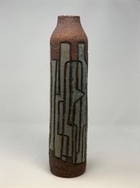 VINTAGE CHINESE TERRACOTTA VASE