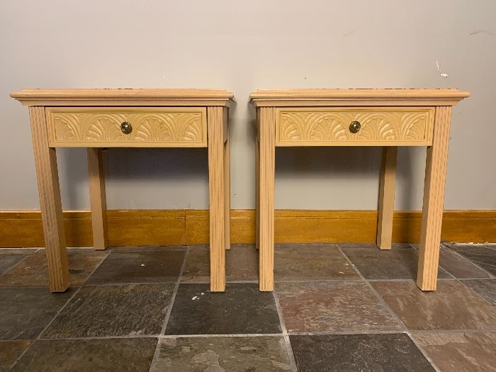 VINTAGE PAIR OF AMERICAN OF MARTINSVILLE NIGHT STANDS