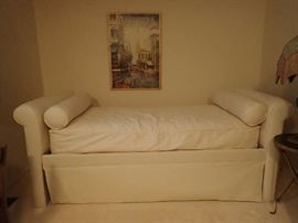 Daybed.